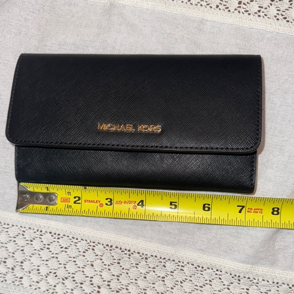 Michael Kors Black Wallet - Picture 5 of 7